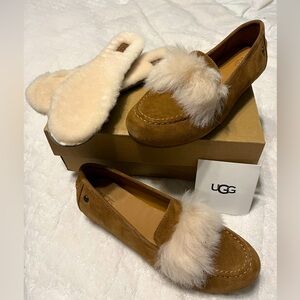 UGG 
Kaley Wisp Loafer Chestnut Suede & Shearling 
Size 7